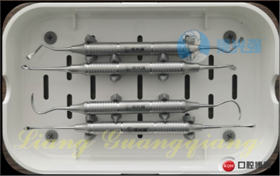 上頜竇外提升術(shù)中對大囊腫的處理 上頜竇外提升術(shù)中對大囊腫的處理