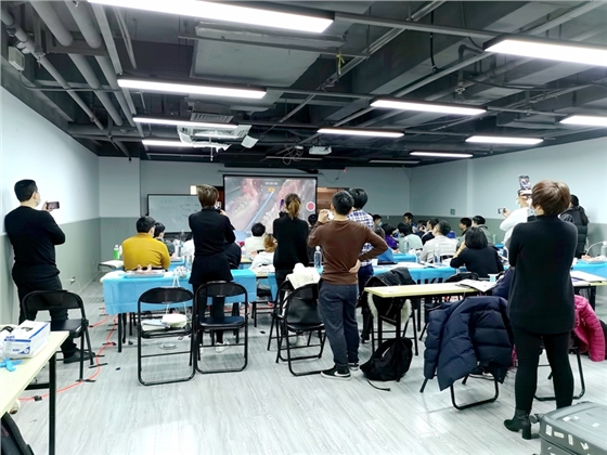 張東星老師上海微創(chuàng)拔牙實(shí)操風(fēng)采 張東星老師上海微創(chuàng)拔牙實(shí)操風(fēng)采