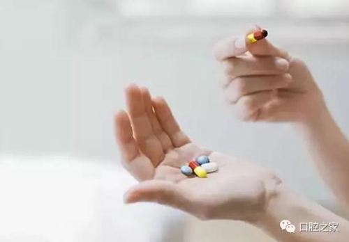 睡覺(jué)流口水怎么回事