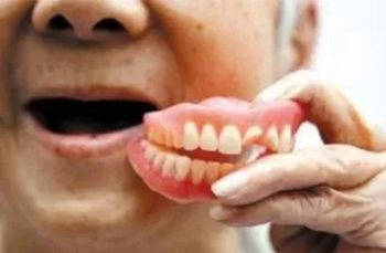 最可怕的牙病&mdash;&mdash;牙齦萎縮