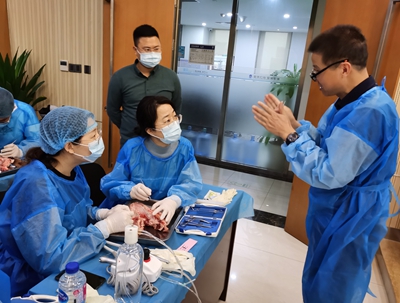 張東星老師北京微創(chuàng)拔牙課實(shí)操展示 張東星老師北京微創(chuàng)拔牙課實(shí)操展示