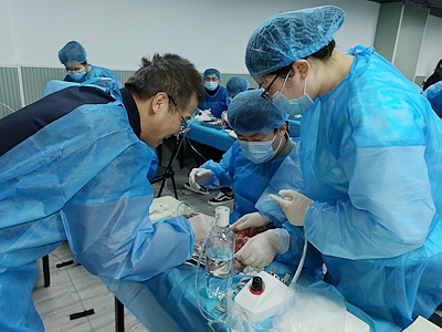 張東星老師上海微創(chuàng)拔牙實(shí)操風(fēng)采 張東星老師上海微創(chuàng)拔牙實(shí)操風(fēng)采